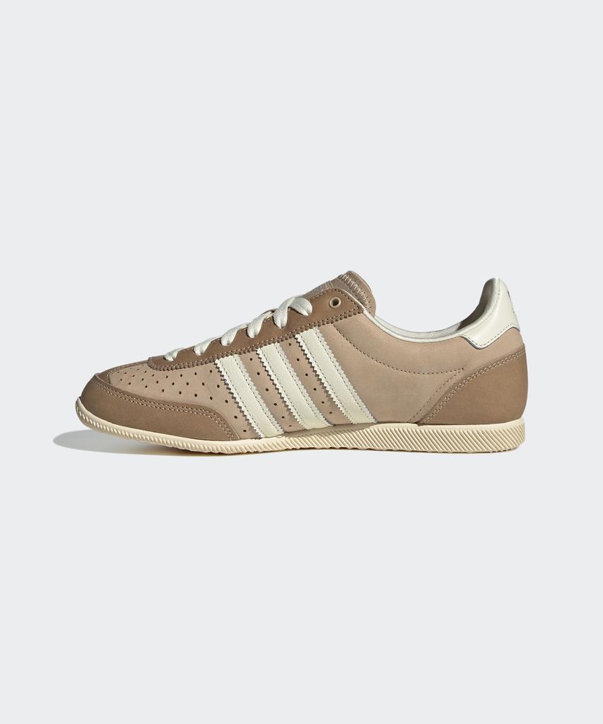 adidas Япония - Теплый песчаник / Js0253