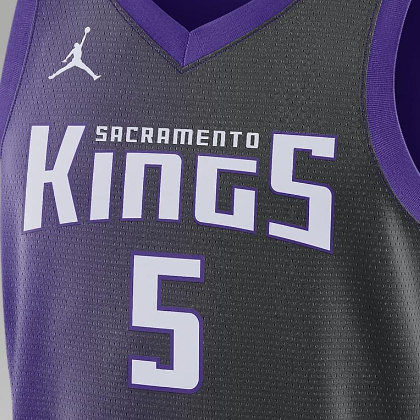 Мужская майка Air Jordan Dri-FIT NBA Swingman 2023/24 Statement Edition 'Sacramento Kings De'Aaron Fox' DX8656-504