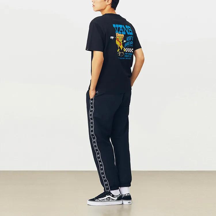 Vans T-Shirts Unisex Black Crew Neck Moderate Straight Fit (Unisex) T-Shirts VN0A54K4BLK