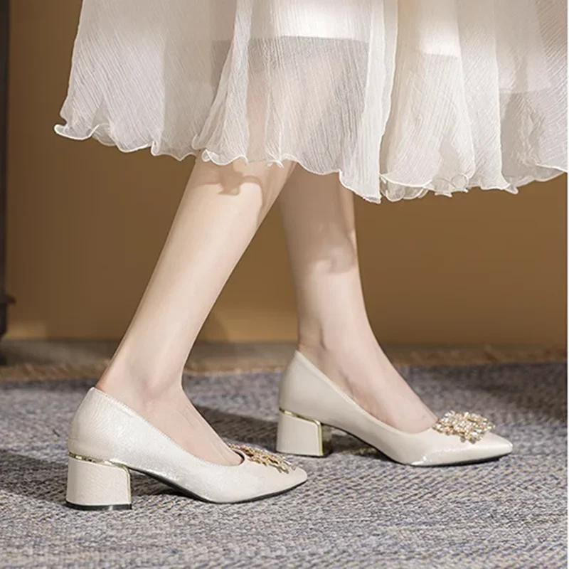 Модные туфли на высоком каблуке, женская весна, новая корейская версия, жемчужные стразы, острый нос, женская обувь, туфли на толстом каблуке, туфли-лодочки Zapatillas Mujer