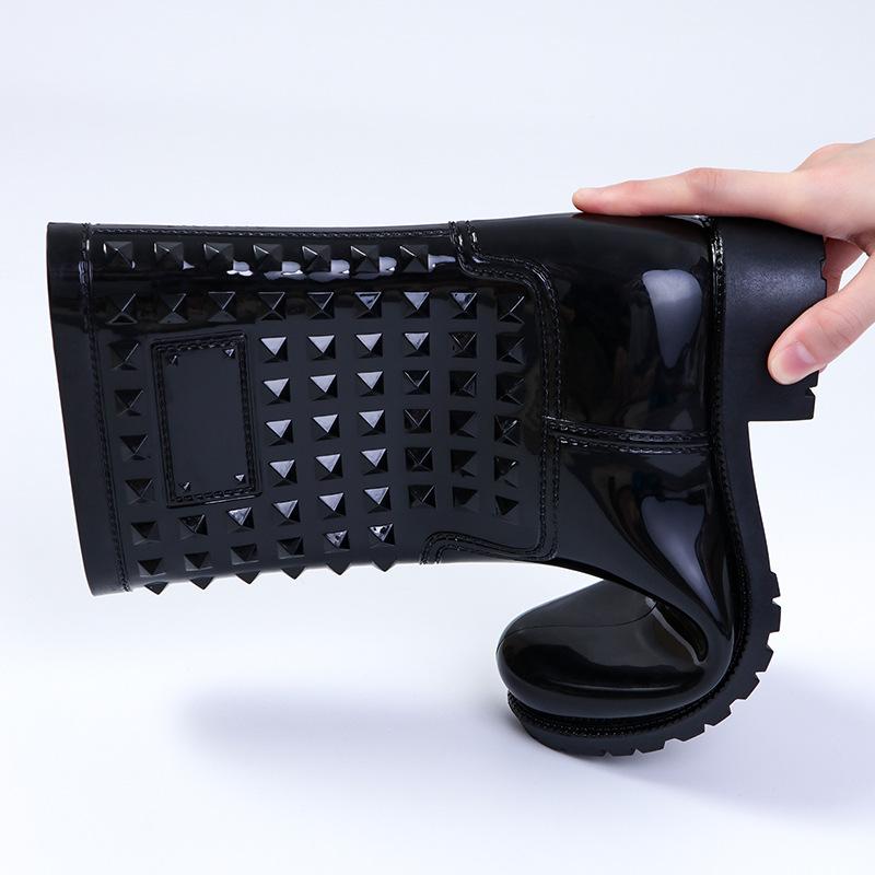 Женские сапоги весна-лето резиновые сапоги женские туфли до середины икры большие размеры нескользящая водонепроницаемая женская обувь заклепки ПВХ резиновые сапоги новые