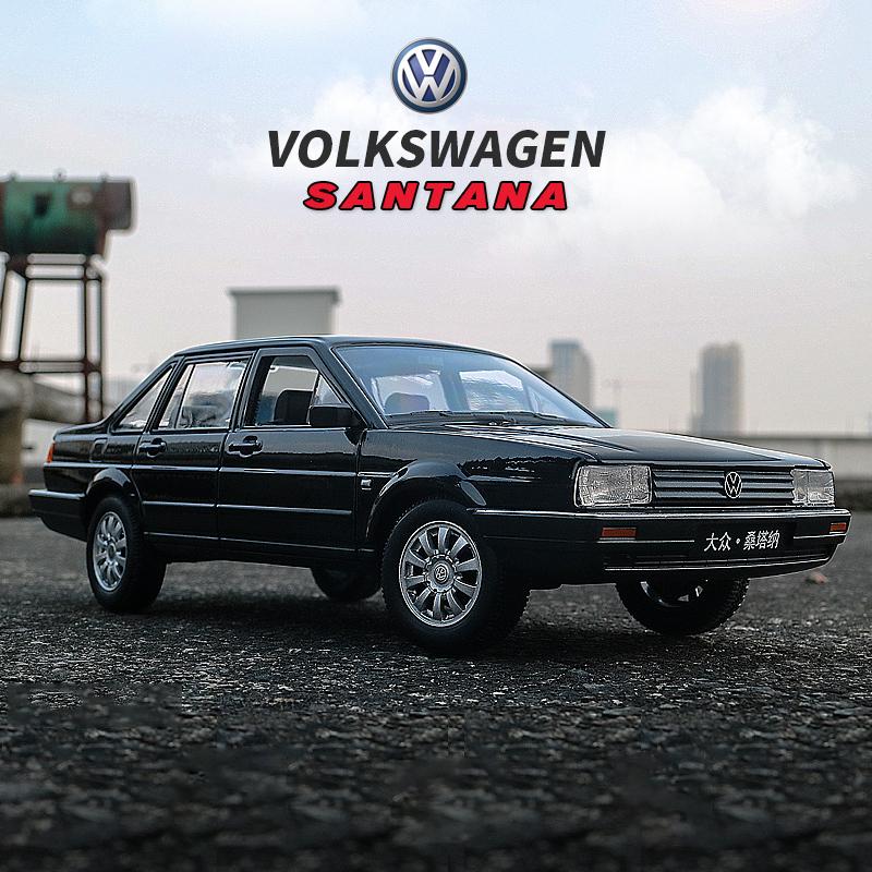 Welly 1/24 Volkswagen SANTANA Alloy Diecasts Metal Toy Vehicles Car Model Miniature Scale Model Collection Kids Delicate Gifts