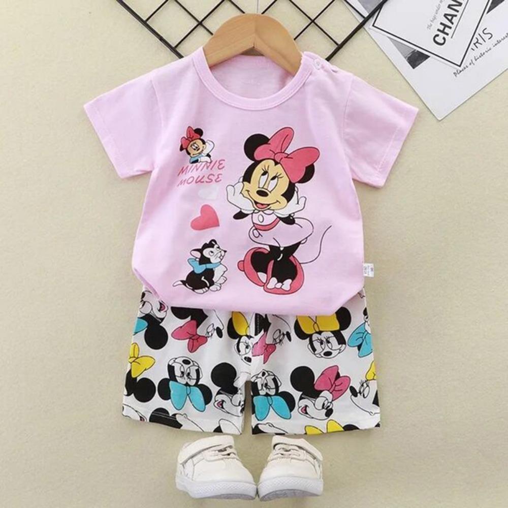 Summer outfit for baby girls, short-sleeved T-shirt and shorts, children's clothing.