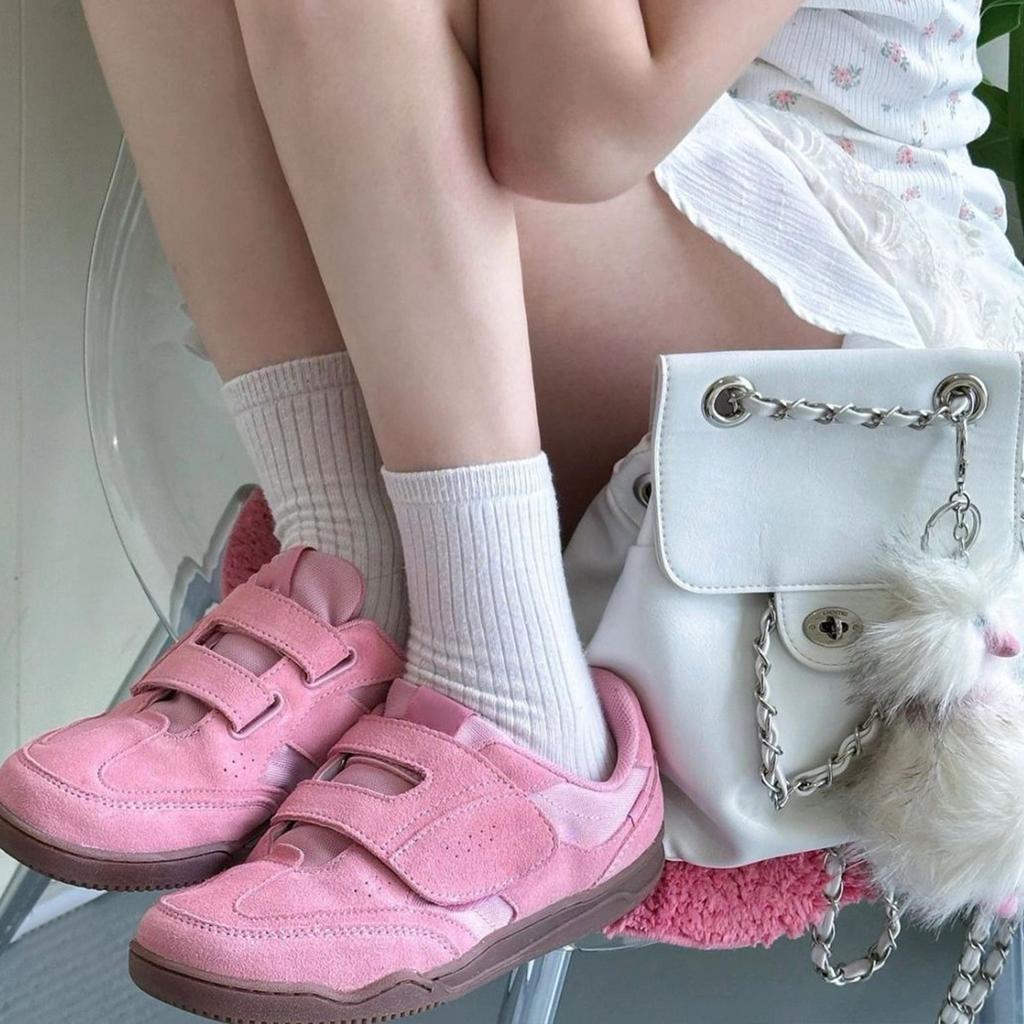 Версия из коровьей кожи~ Корейская нишевая кожа Застежка-липучка Круглый носок Немецкие тренировочные туфли женские повседневные спортивные стиль на плоской подошве универсальные кеды