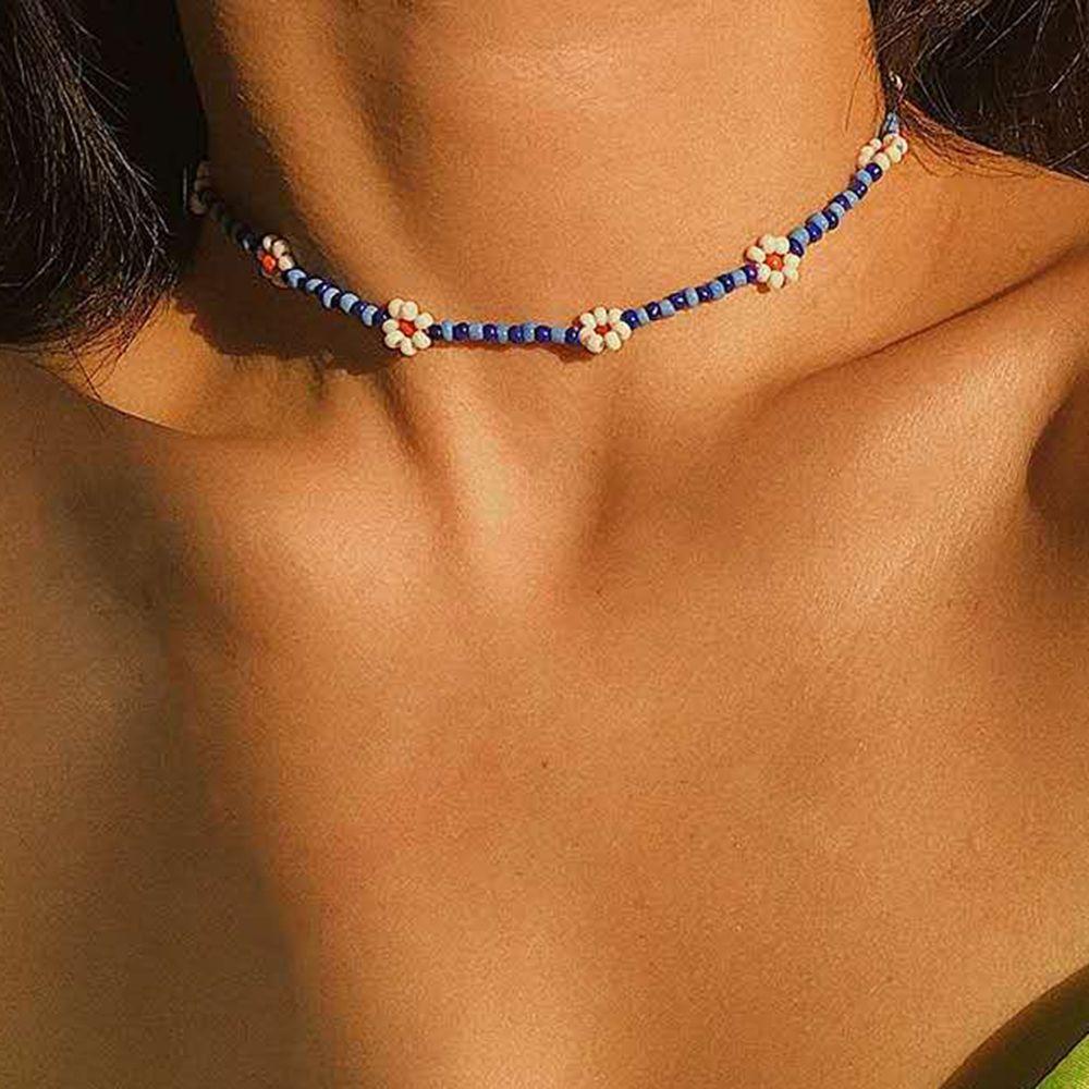 Милое короткое колье-чокер в стиле бохо с маргаритками для отпуска, женское ожерелье с цветами и бусинами, ожерелье на ключицу