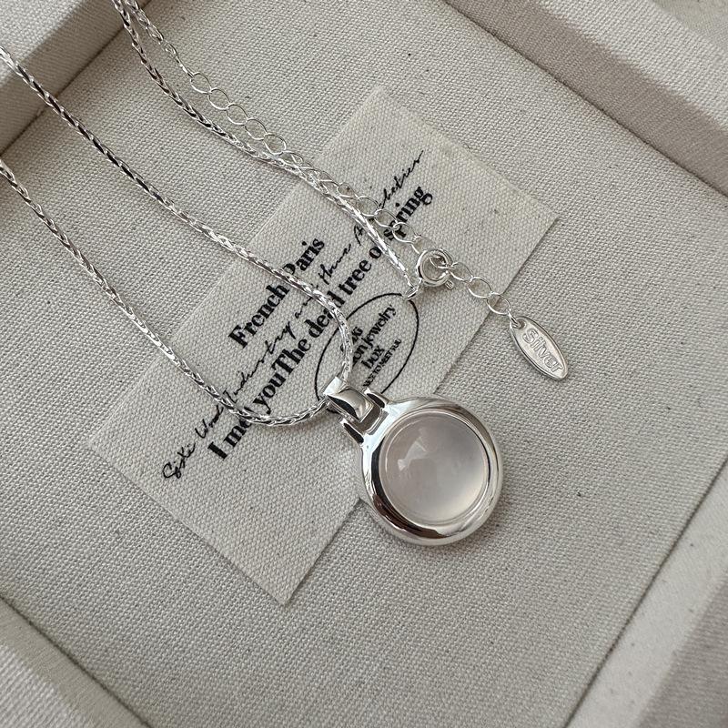 S925 Sterling Silver Niche Design White Agate Necklace Korean Fashion Simple Style Collarbone Chain