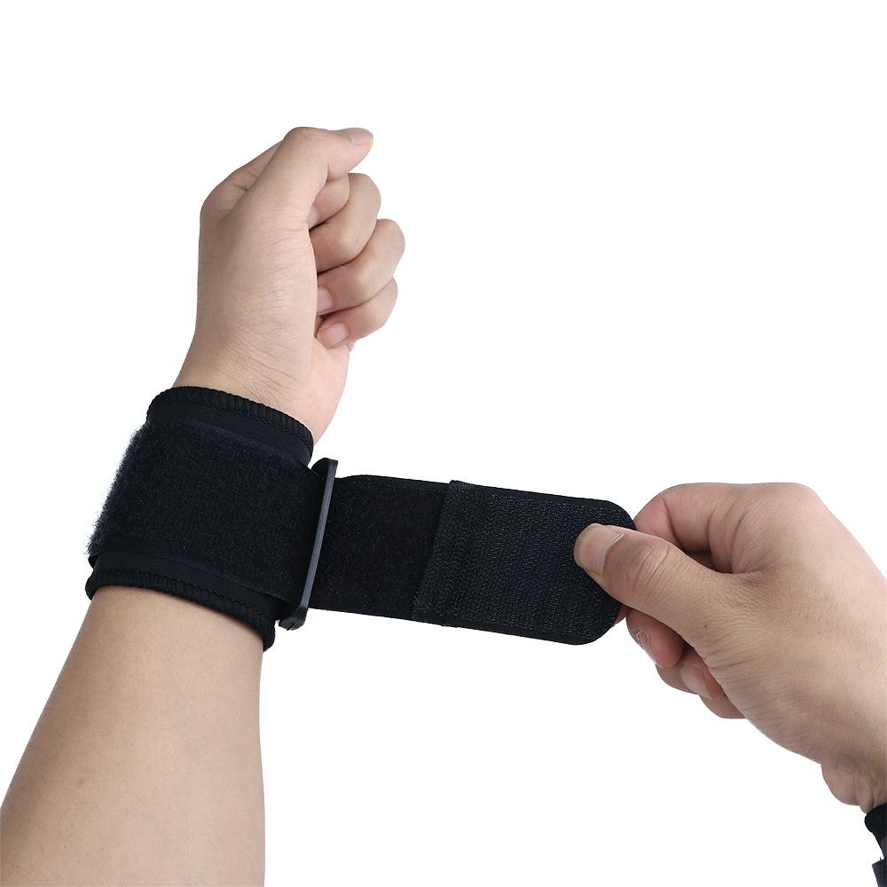 Gym Brace Wrap Carpal Wrist Support Bracers Carpal Protector Wristbands Carpal Tunnel Brace