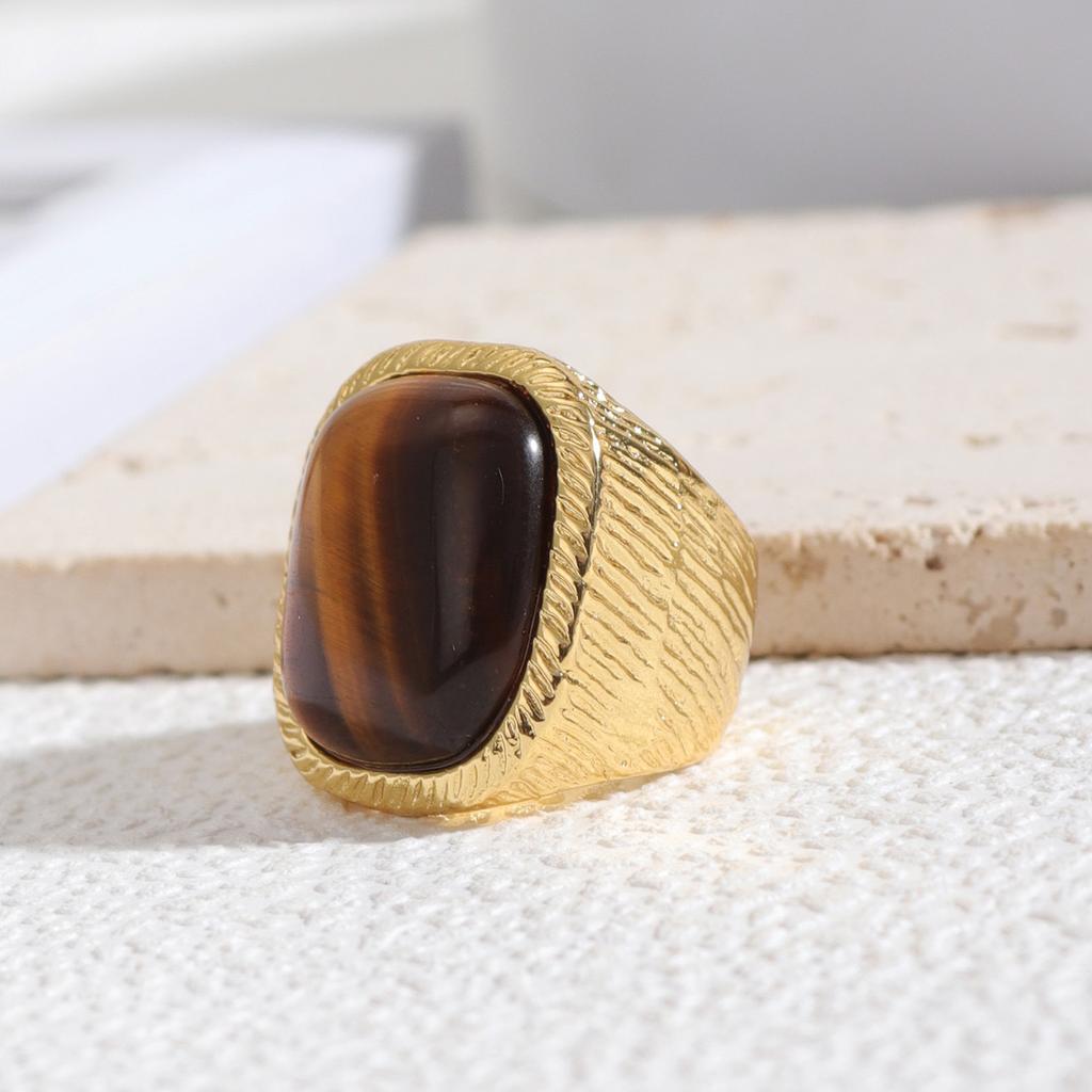 New 2024 Geometric Square Stone Vintage Ring Chunky Gold Color Trend Personality Jewelry Accessories for Women Girl
