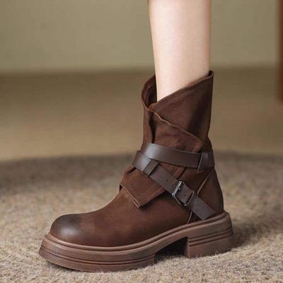 Осень новые ботинки Мартин платформа прилив обувь 2025 универсальная верхняя одежда нескользящие короткие голенища модные ботинки прилив