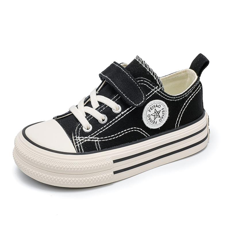Versatile canvas shoes for boys and girls, spring and autumn style, with Velcro straps, soft soles, and non-slip features, perfect for casual wear