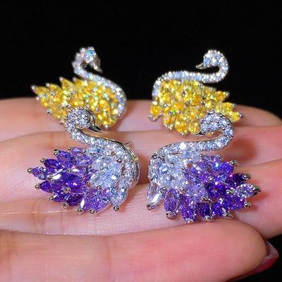 Красочные серьги с лебедем, розовый градиент, темперамент, простые серьги с цирконом, украшения для ушей, украшения для женщин, подарки для девочек