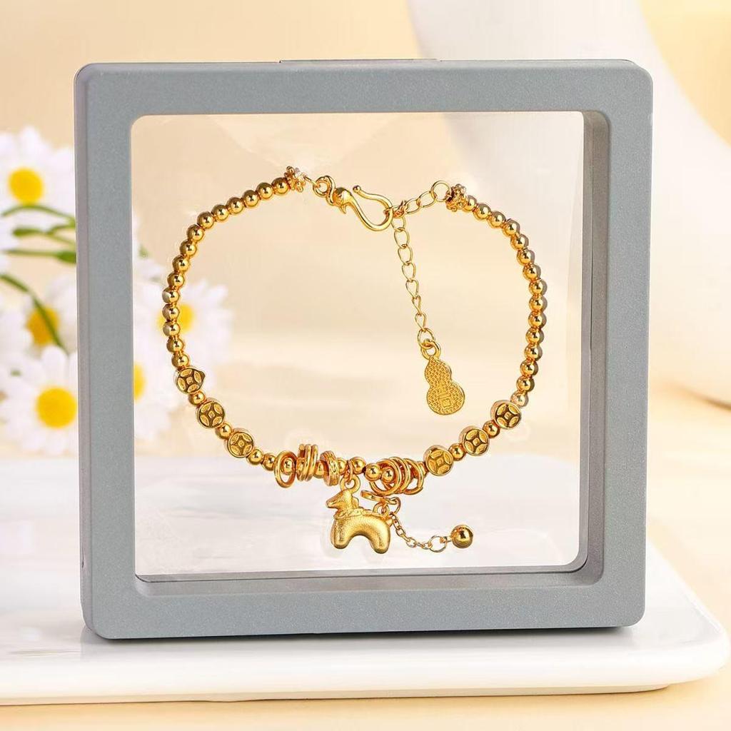 Женский браслет-спираль из монет и бусин с золотым покрытием - Нишевая роскошная бижутерия