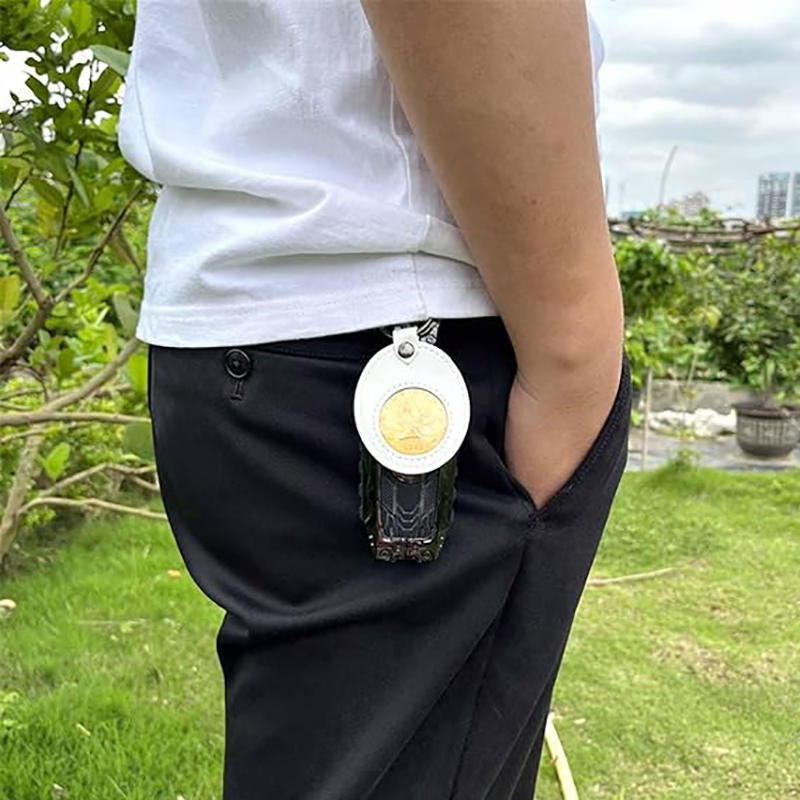 Leather Coin Holder Keychain Double Side Coin Display Case Medallion Sobriety Coin Recovery Chip Airtag Challenge Coin