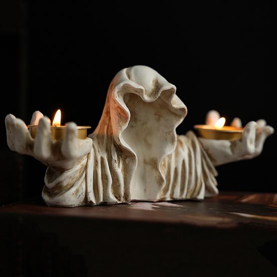 Halloween Grim Reaper Candle Holder Gothic Grim Reaper Statue Resin Candlestick Desktop Decoration for Halloween Home Decor