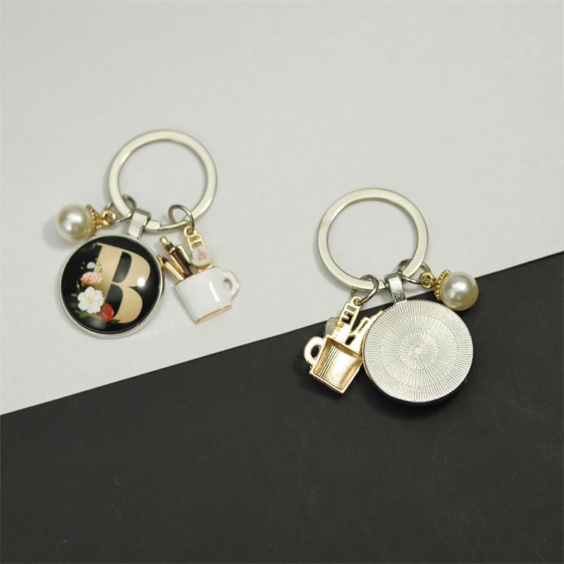 1PC Monogrammed Keychain Simple Pearl Keychain Small Gifts Keychain Black Gift Multi-Style