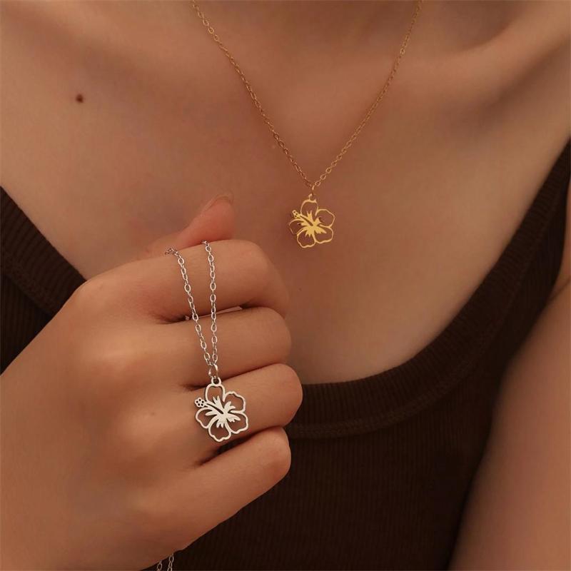 Stainless Steel Hollow Flower Pendant Necklace for Women Minimalist Gold Color Flower Necklace Charms Wedding Party Jewelry
