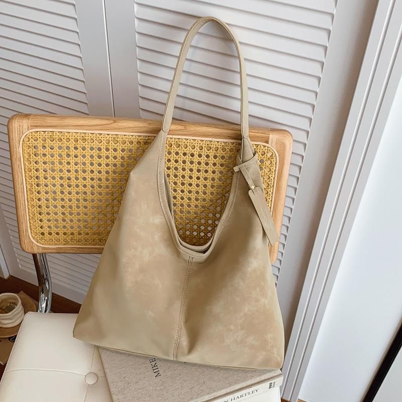 Вместительная осенне-зимняя новая наплечная сумка женская простая сумка под мышкой повседневная сумочка модная сумка-тоут