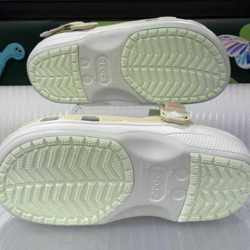 Crocs Классический турбо-сабо 211287 160 кость