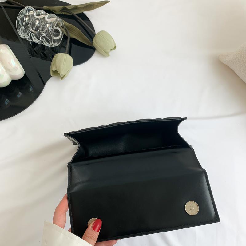 Усовершенствованная маленькая квадратная сумка весна/лето новая модная и популярная популярная цепочка изысканная сумка через плечо