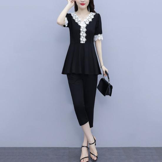 Женский летний повседневный комплект из двух предметов с V-образным вырезом, короткими рукавами, кружевной отделкой, брюками-семь четвертей, женский рабочий наряд