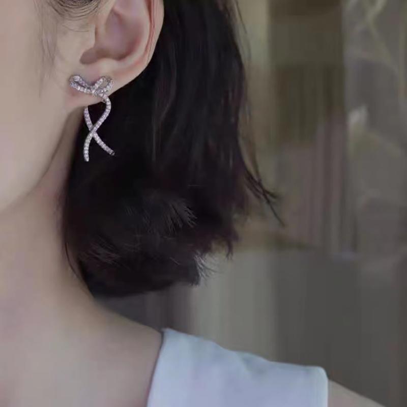 1 пара легких роскошных сережек-гвоздиков с бантом из страз для женщин, модные изысканные длинные серьги с кристаллами, украшения для вечеринки и свадьбы