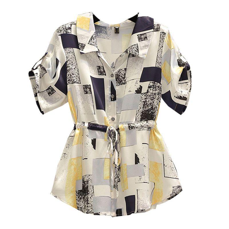 Большой и красивый: Женская летняя блузка больших размеров с дизайном, закрывающим животик