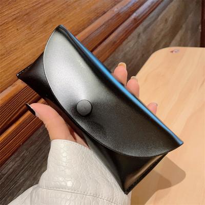 Новый snap-button винтажный изысканный портативный высококачественный черный блестящий кожаный мягкий чехол чехол для очков чехол для солнцезащитных очков