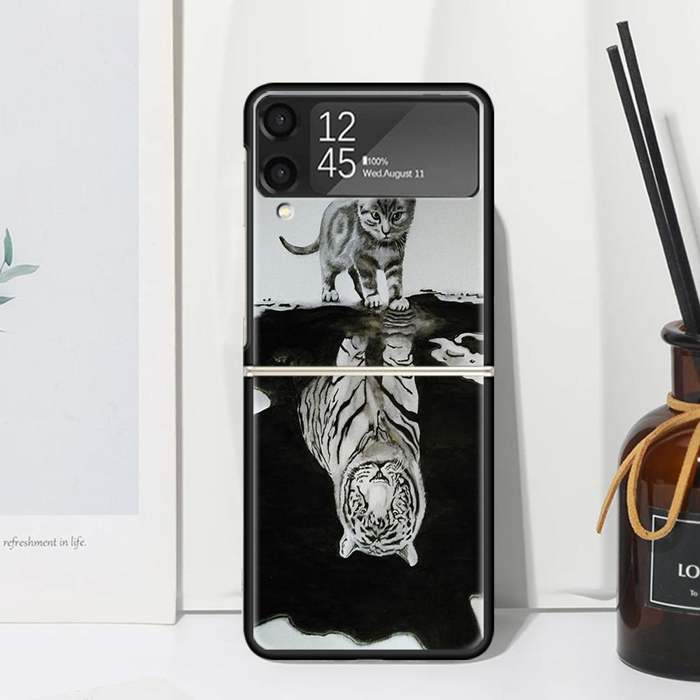 Cool Animal Big Cat Tiger Phone Case For Samsung Galaxy Z Flip 7 Flip7 Zflip 6 Flip6 5 Flip5 4 Flip4 3 Flip3 5G Fundas Black Cov