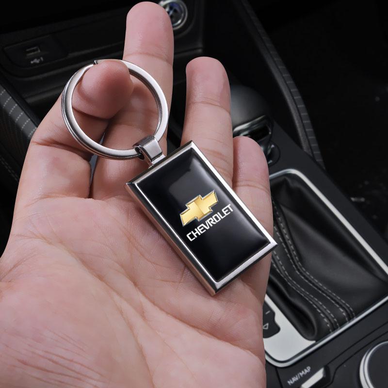 ulcz3 1Pcs Zinc Alloy Car Keyring Auto Logo Keychain Pendant Decoration For Chevrolet Z71 Aveo Impala Lacetti Malibu Sail SS Cruze