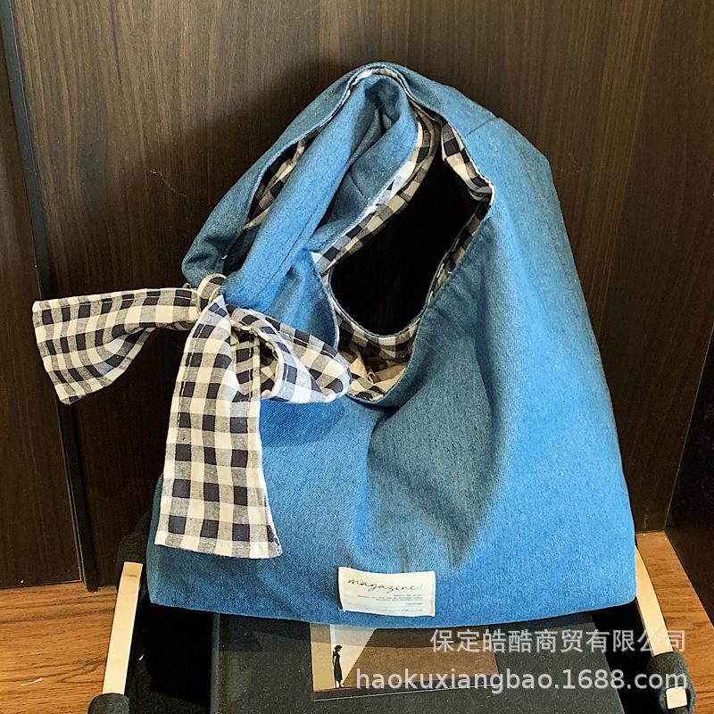 Korean Version Ins Trendy Casual Tote Bag 2025 New Fashion Plaid Large-capacity Shoulder Bag Commuter Armpit Bag