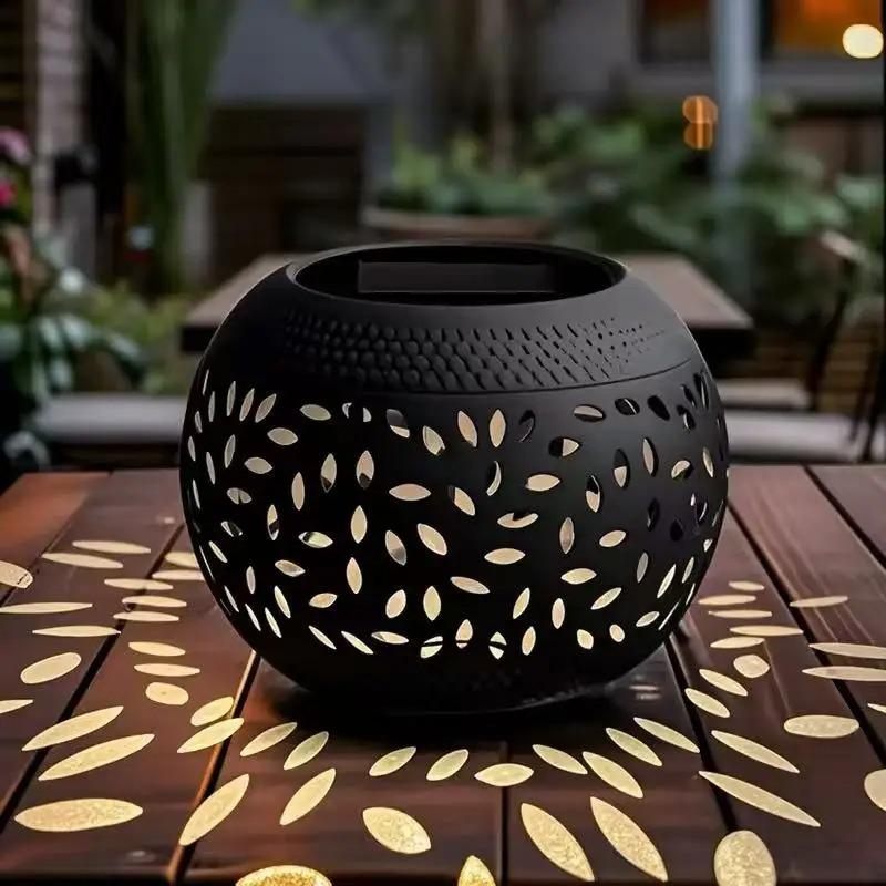 Solar Light Outdoor Solar Powered LED Lamp Hollowed Out Metal Desktop Decorative Lantern for Patio Garden Yard Desktop Lighting