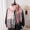 Interwoven Plaid Autumn And Winter Warm Scarf Women'S Shawl Fashion Versatile Commuter Fringed Imitation Cashmere Scarf