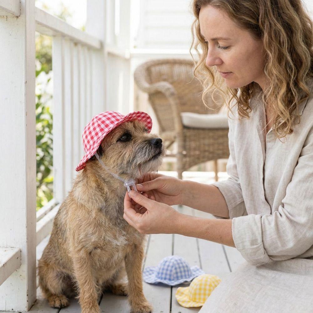 Adjustable Cat Sunscreen Hat Breathable UV Protection Pet Fisherman Hat Plaid Pattern Comfortable Pet Sun Hat Daily Photography