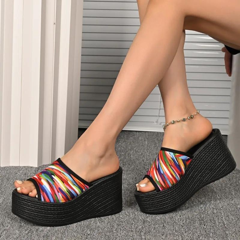 2024 New Hot Selling Women's Slippers Color Matched Open Toe Thick Sole Summer Casual Outer Shoes for Women Zapatos De Mujer