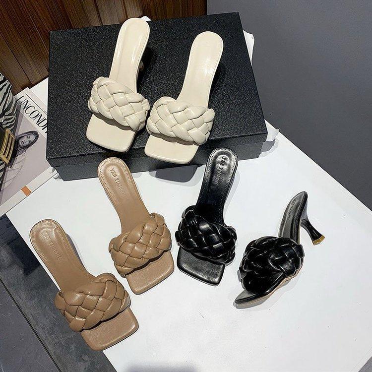 2024 летние новые плетеные тапочки женские твист моп однословные босоножки на высоком каблуке тапочки на квадратном каблуке женские
