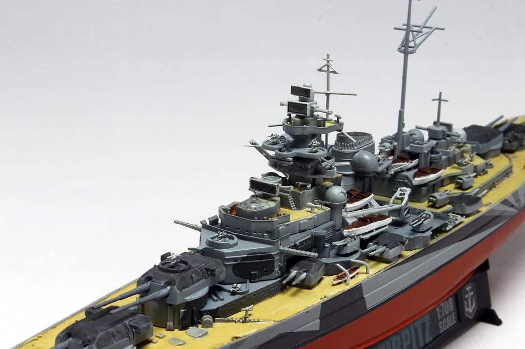 Platz/Italeri 1/700 World of Warships Немецкий линкор Тирпиц Пластиковая модель WOW49504
