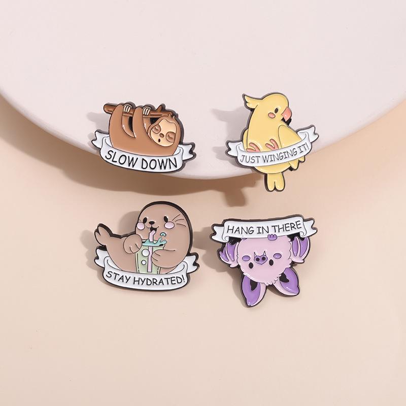 Очаровательный мультяшный набор брошей «Ворона и детеныш тюленя»