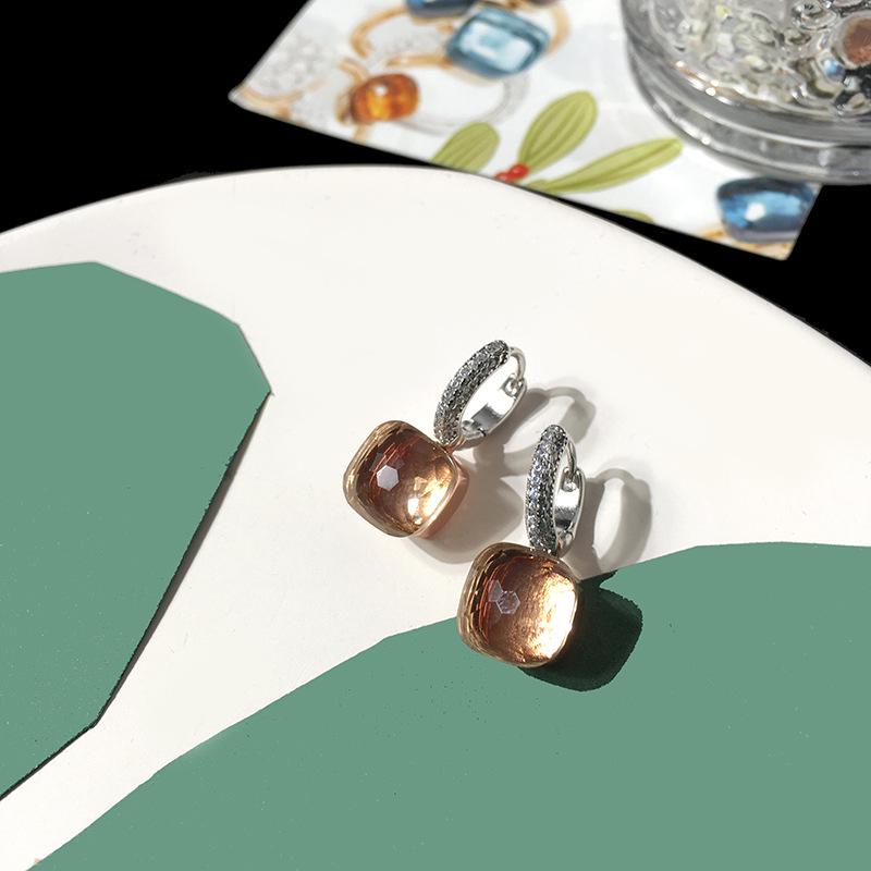 Серьги-пусеты из серебра S925 в стиле знаменитостей – Грибовидная головка с бриллиантовой инкрустацией и квадратным камнем конфетного цвета