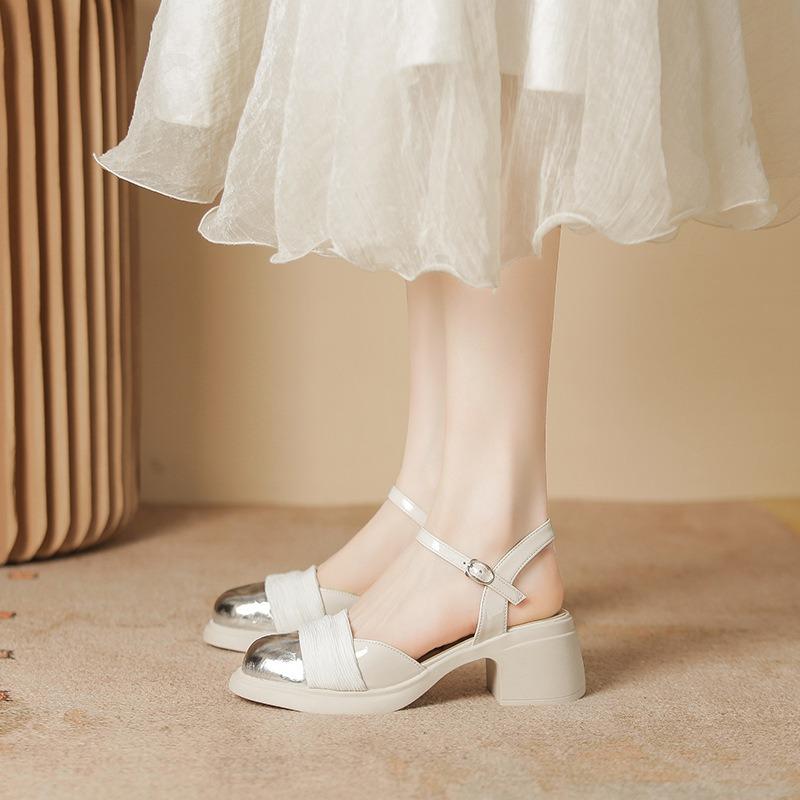 Baotou sandals women's summer new thick heel silver empty Mary Jane single shoes