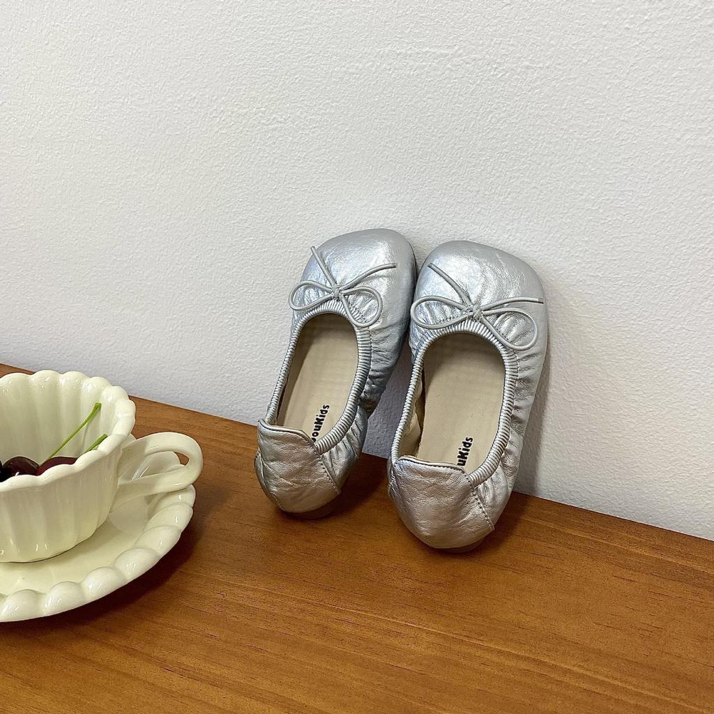 Детские туфли принцессы Весенние детские танцевальные туфли на одном каблуке Детские балетки с мягкой подошвой Маленькие кожаные туфли