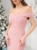 Розовое вечернее платье-годе с открытыми плечами