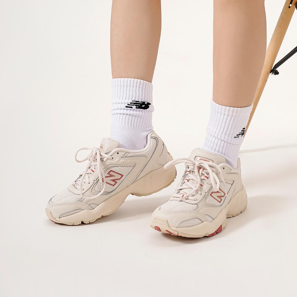 New Balance NB 452 Удобные Универсальные Сетчатые Кроссовки на Шнуровке с Низким Верхом для Марафона Женские кроссовки Светло-Молочно-Чайный-Бежевый WX452CW