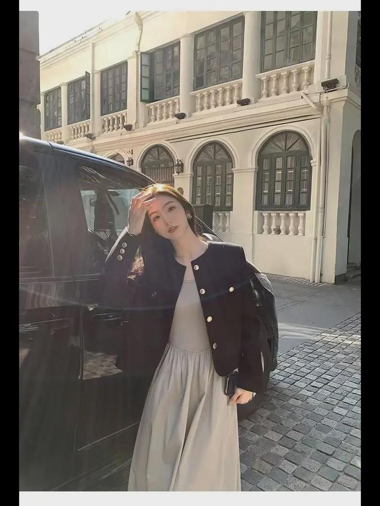 2024 Женское платье А-силуэта с французским квадратным вырезом и длинными рукавами - Весна/Осень, макси, утягивающее талию