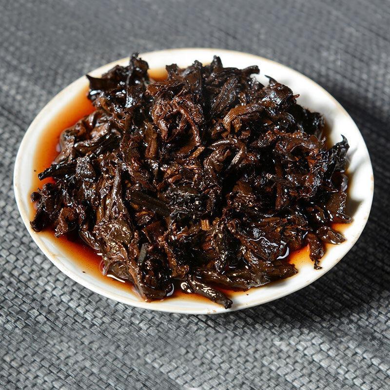 Чайный торт Пуэр Приготовленный чайный торт Класс Печать Золотой Бутон Торт Дворец Пуэр Чай 357г