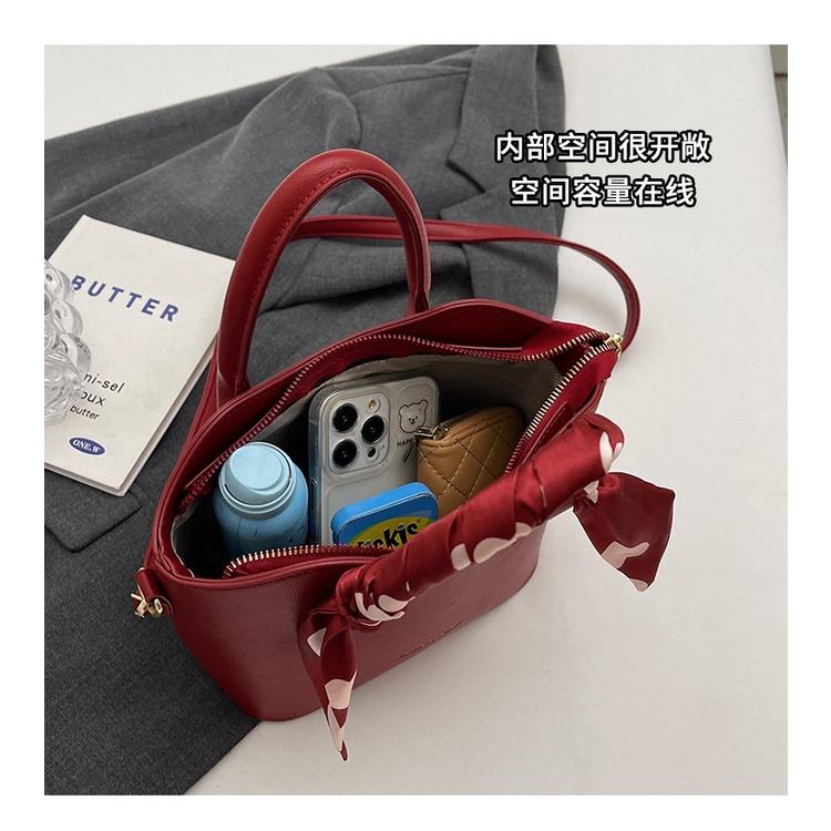 IELGY Women's Red Wedding Bag Diagonally Across the Bucket Handbag