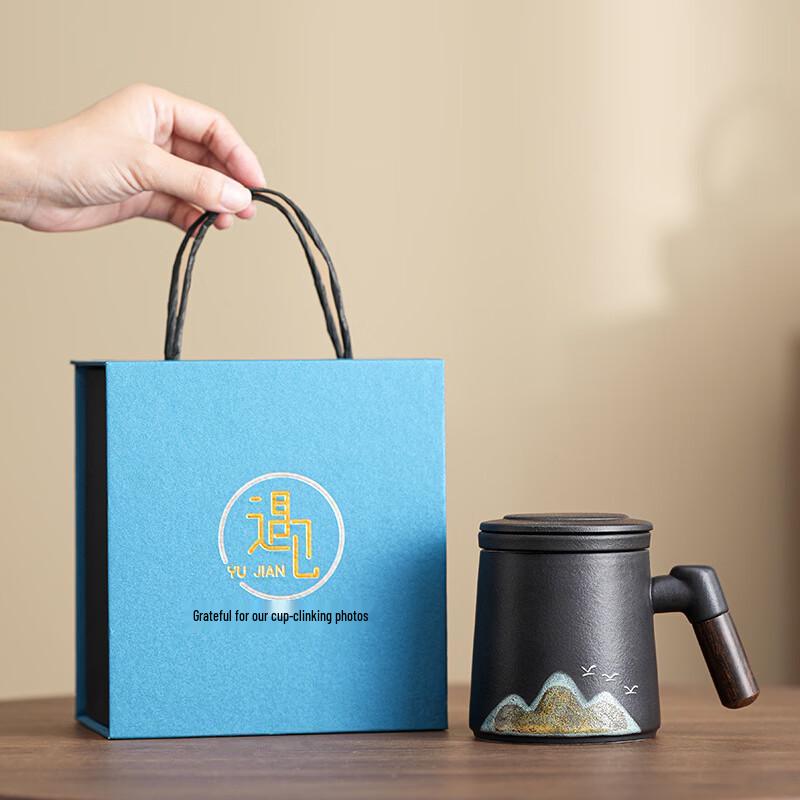 Coarse Pottery Tea Set with Green Mountain Bird Mug