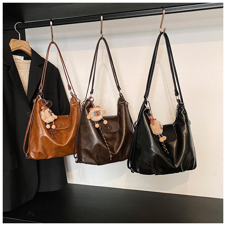 Premium soft leather backpack women's 2025 new large-capacity commuter single shoulder crossbody retro multi-functional backpack