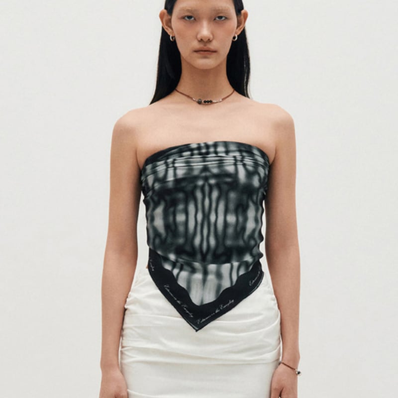 KIMZISU Haze Motif Square Scarf 95 _ BLACK