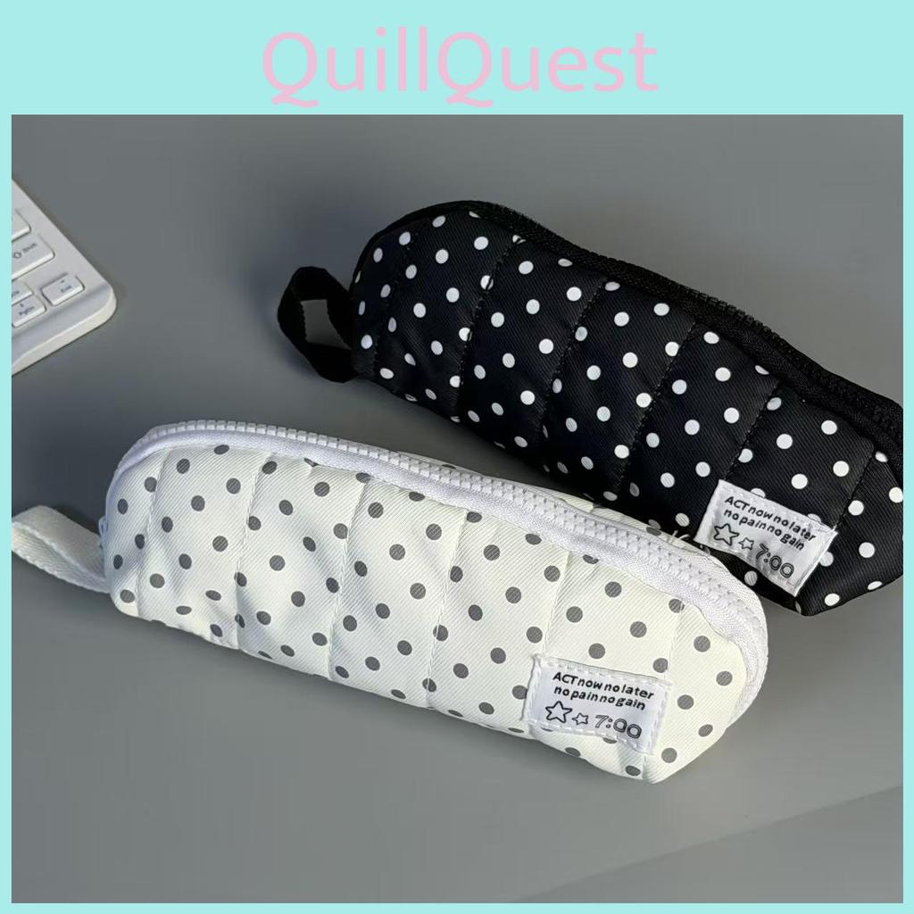Style Portable Pencil Bag With Durable Canvas Material For Girls And Teens