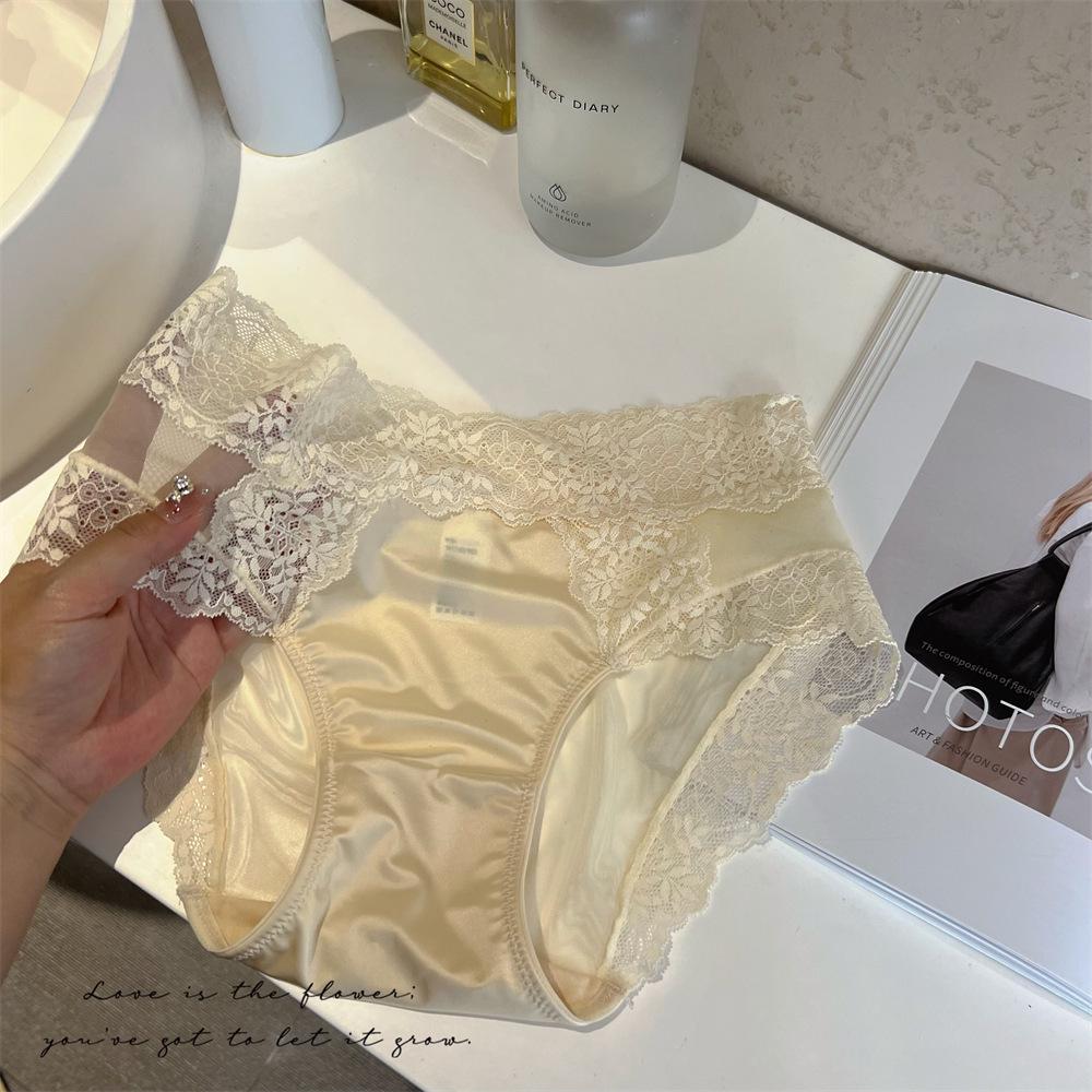 Высококачественные французские атласные кружевные трусики кремового цвета со средней посадкой для женщин - однотонные, промежность из чистого хлопка